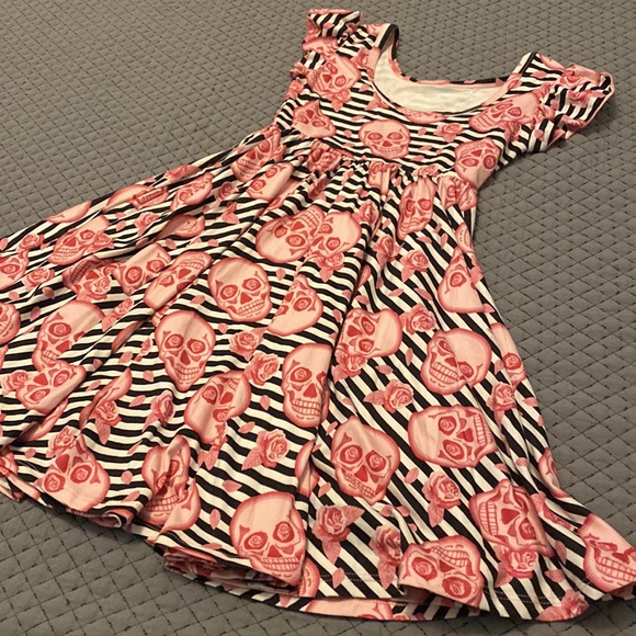 Dot Dot Smile Pink Skull Dress 💀 - Picture 7 of 7